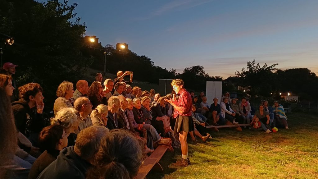 Spectacle Playback FM au Manoir de Vaubonnais