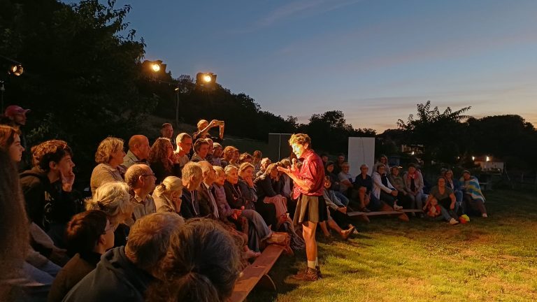 Spectacle Playback FM au Manoir de Vaubonnais